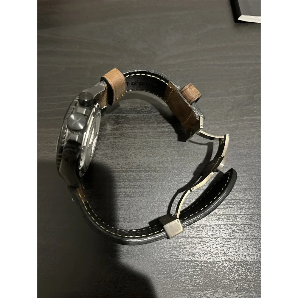 Timecode Everest 1953 TC-1004-05 Leather Band Chronograph Watch Need New Battery - Picture 6 of 8